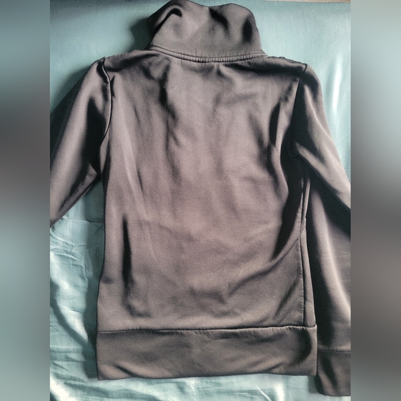 Bench jacket/sweater - Picture 10 of 10